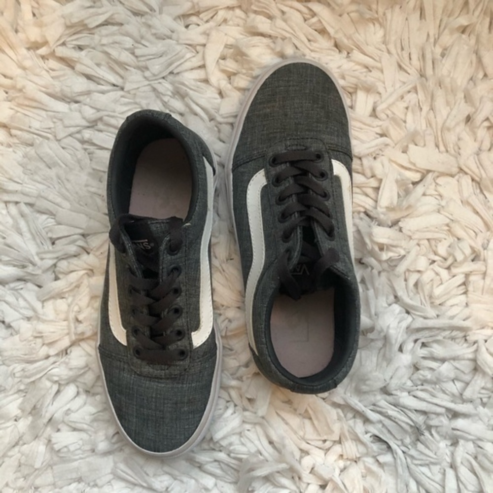 Vans Women’s Gray Sneakers